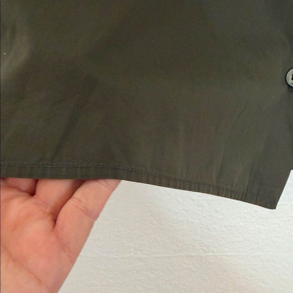 Prada Sleeveless Button Down Shirt 42 - Picture 4 of 5